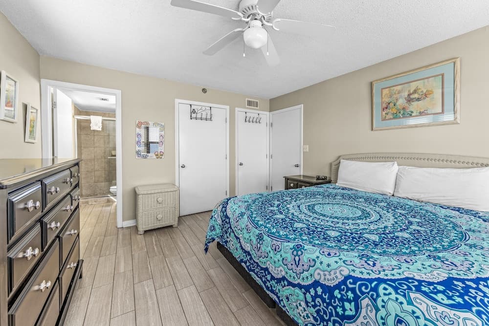 Harbor Place Condominiums by Hosteeva