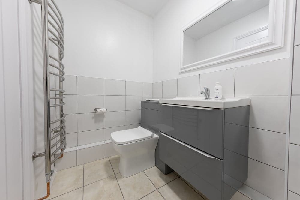 Platform Holderness House