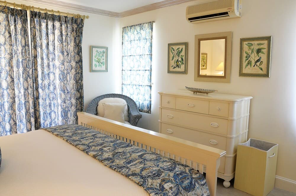 This Beautifully Decorated 3 Bedroom 3 Bathroom Duplex Villa