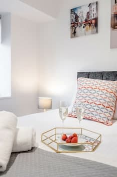 Watford Central Apartment - Modernview Serviced Accommodation