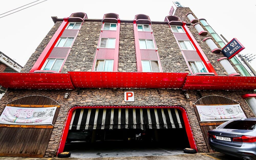 hotel image