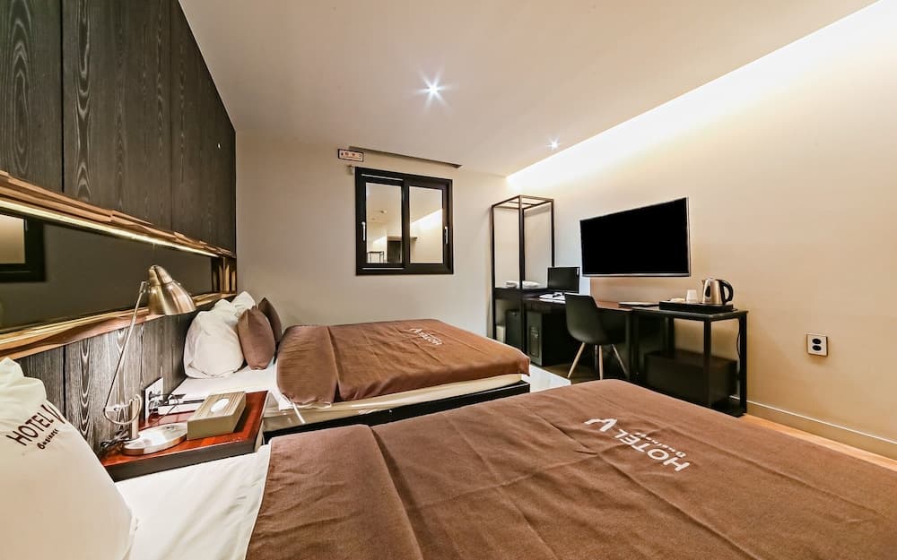 Busan Gangseo Sinho-dong V Hotel