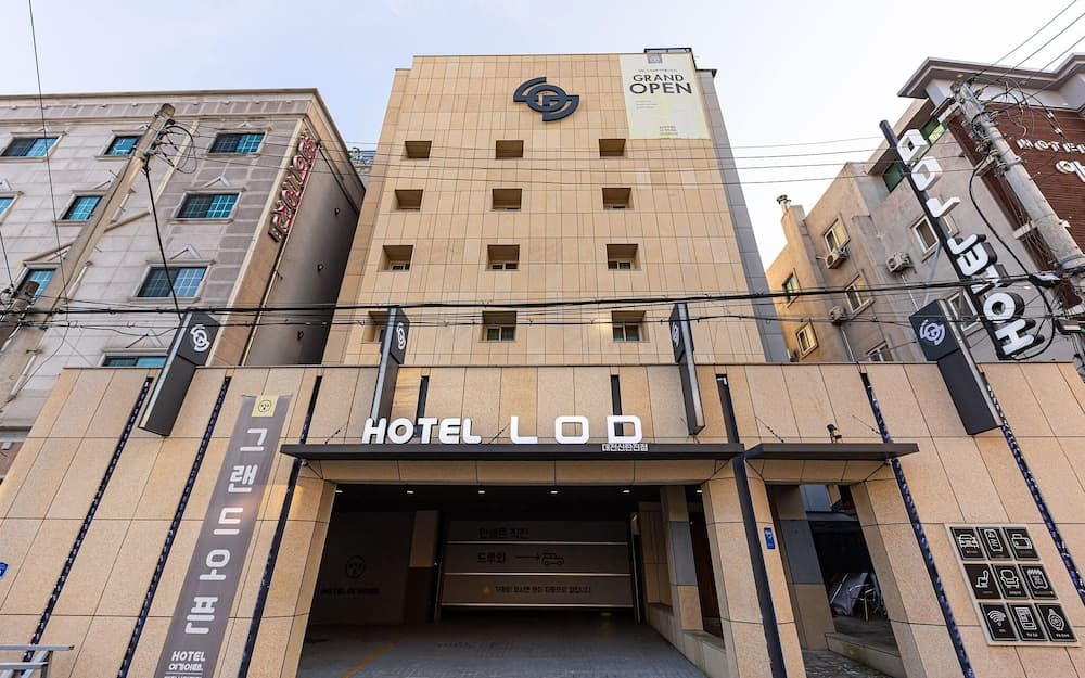 hotel image