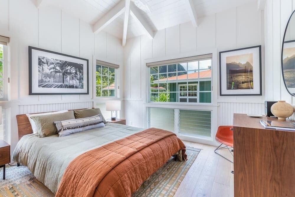 Camp Alealea 2 3 Bedroom Home by RedAwning