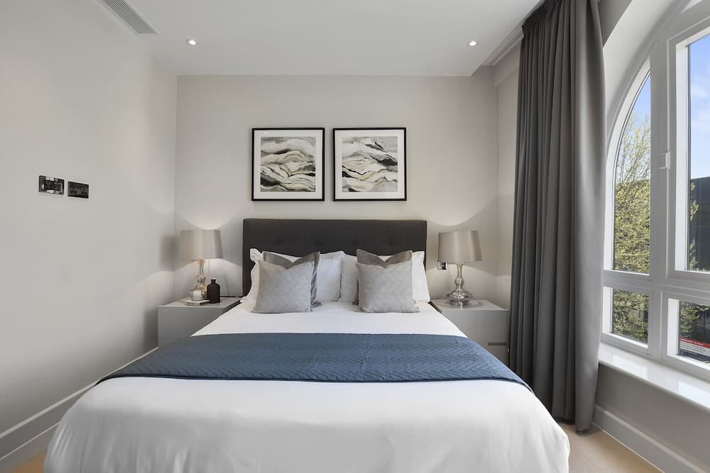 Vauxhall Bridge Road by Aeria Apartments