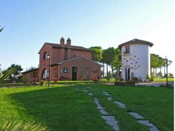 Olive apt With Shared Pool