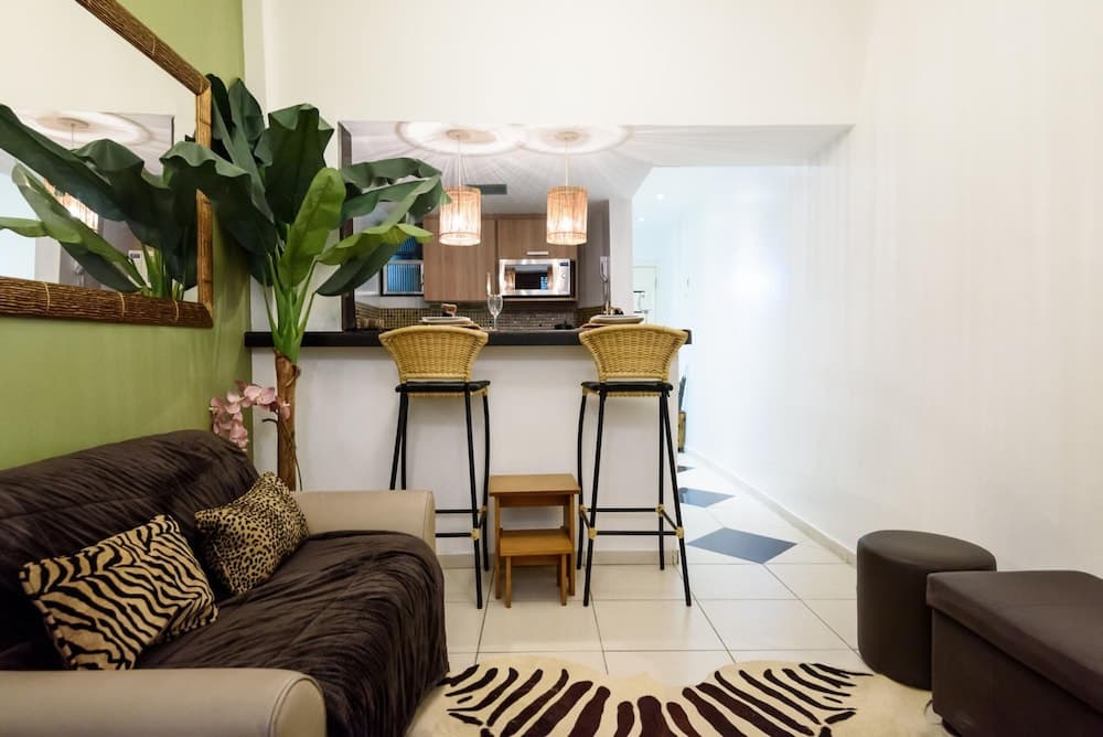 2 Minutes From Copacabana Beach Pf118