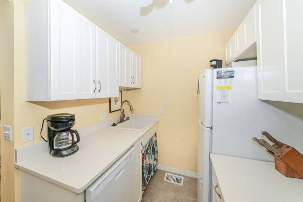 Island Dreams Sunset Suite #3