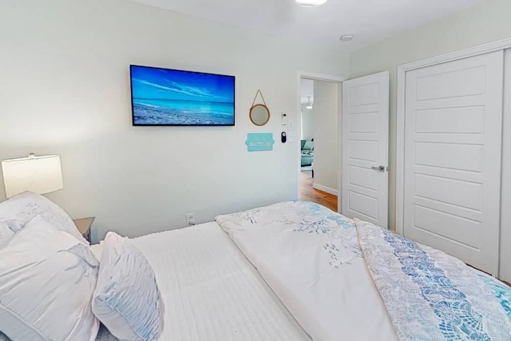 Modern Grove Duplex Unit B