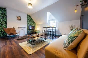 Hunter Street by Tŷ SA - Parking