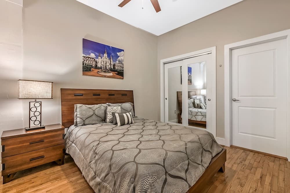 Condos near French Quarter