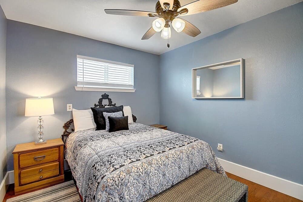 Flagship Home in Copano Bay by Redawning