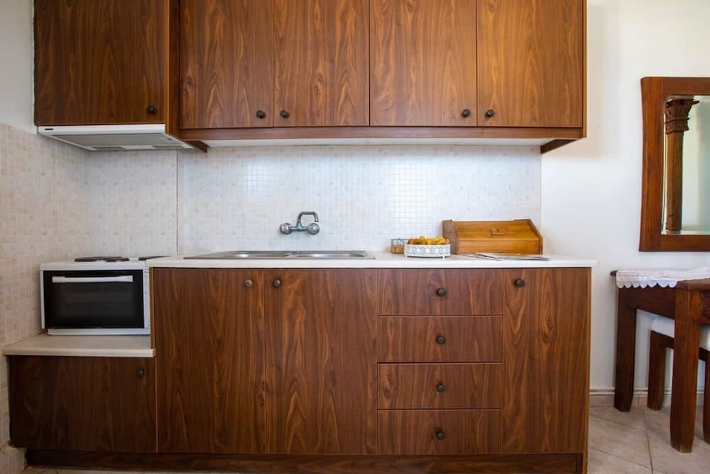 Inviting Arokaria Apartment in Panormo