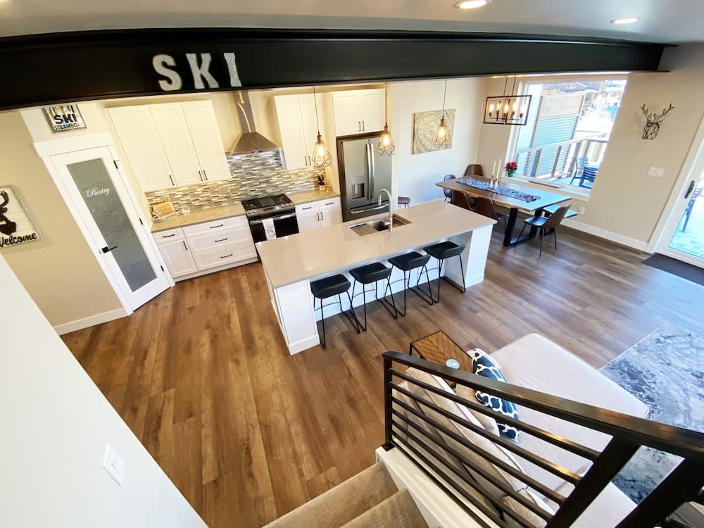 Fox Creek 2 4 Bedroom Townhouse by RedAwning