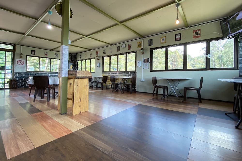 Lily Cottage & Kitchen