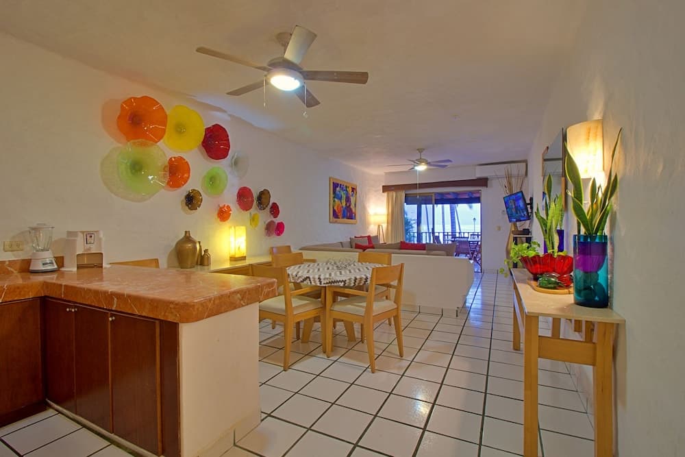 Villa Facing the Beach in a Large Terrace 7 Pools, Tennis Courts, 247 Security