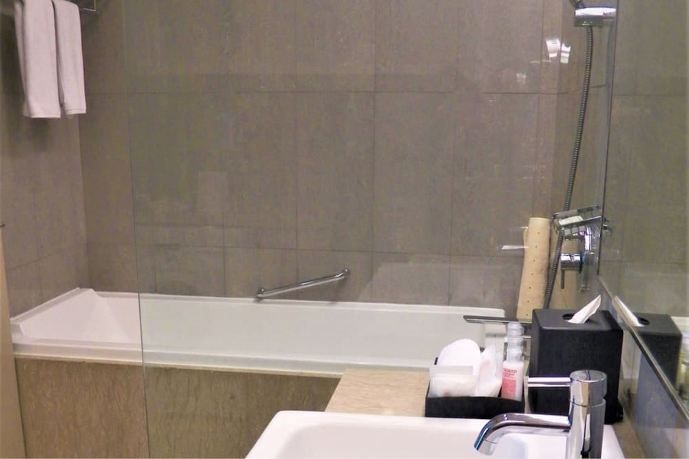 Three Bedroom Premier, Fraser Residence Menteng Jakarta