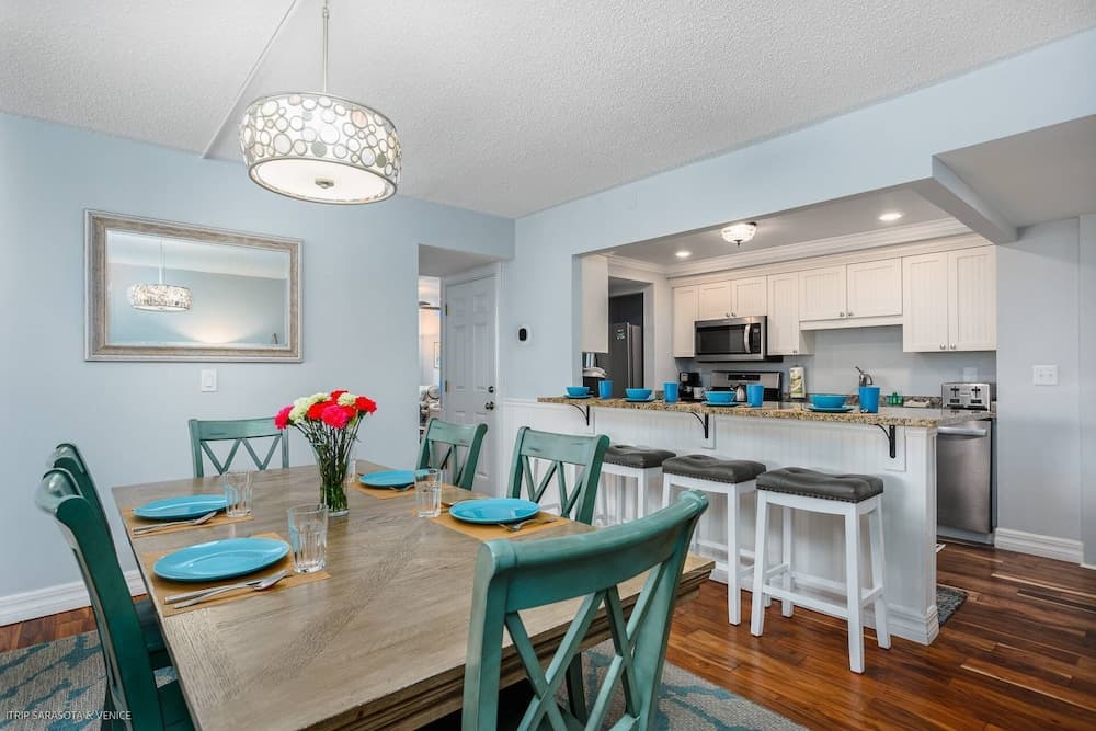 Harbor Tower Gulf Luxe Escape