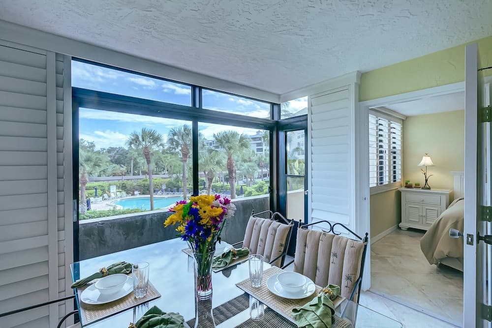 Harbor Towers 2nd Fl 2 Bedroom Pool View