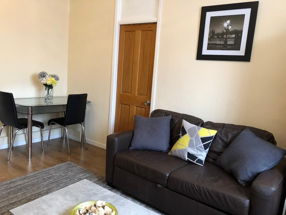 Entire Flat Very Comfortable 1 Bedroom London