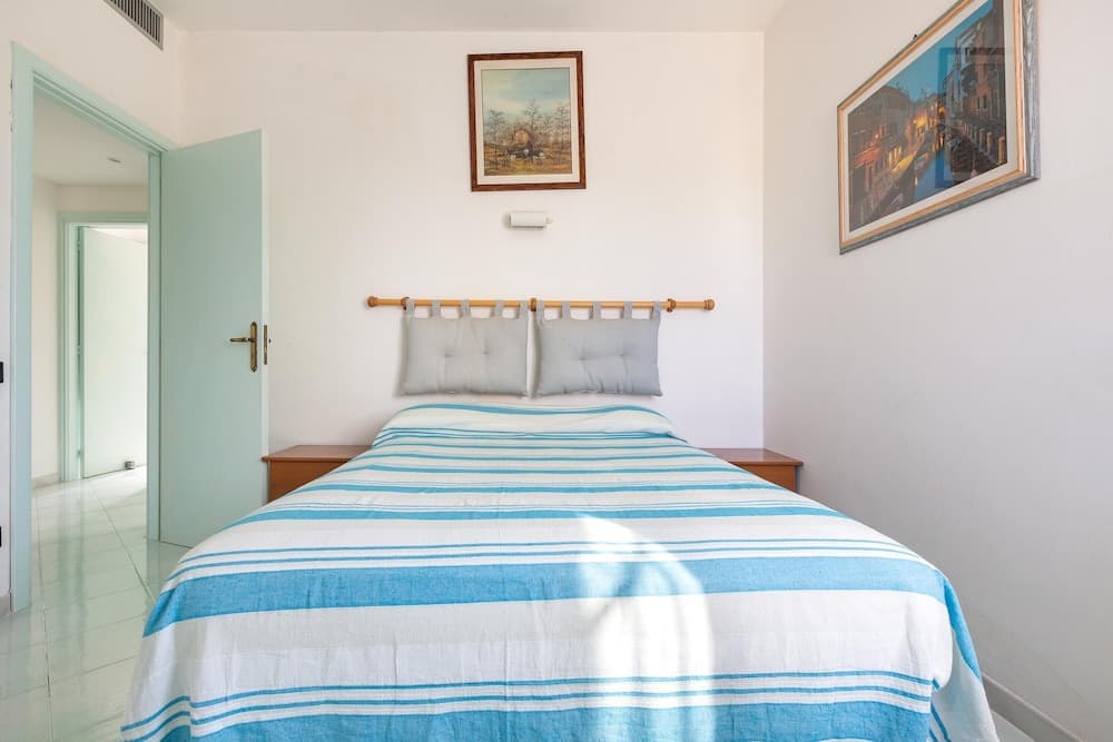 2143 Villa Corsarina