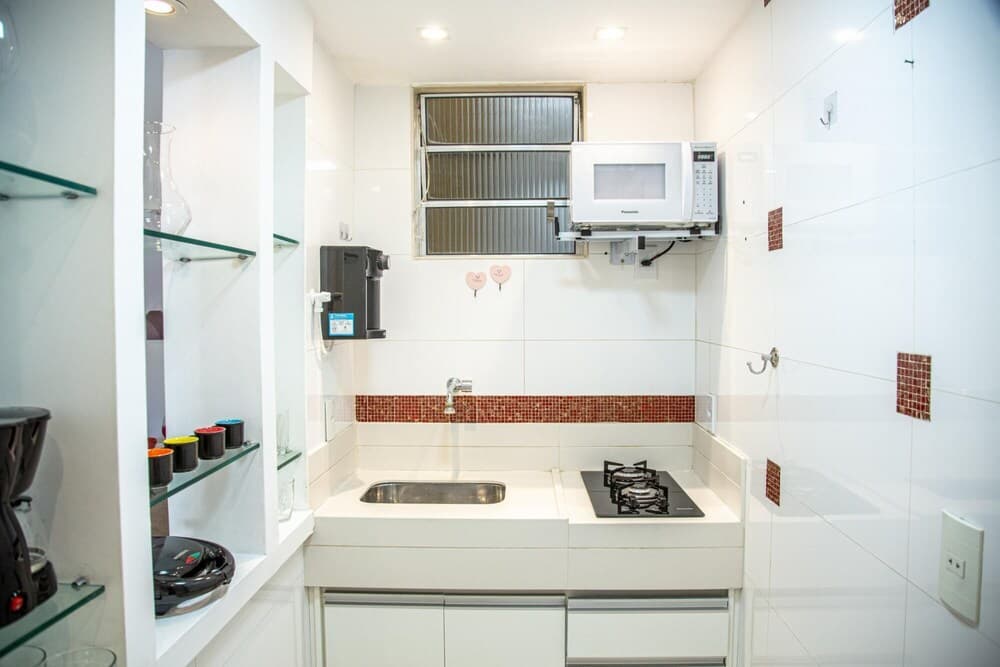 Apartment in Copacabana for up to 3 People 50m From the Beach Cavirio Jc1226