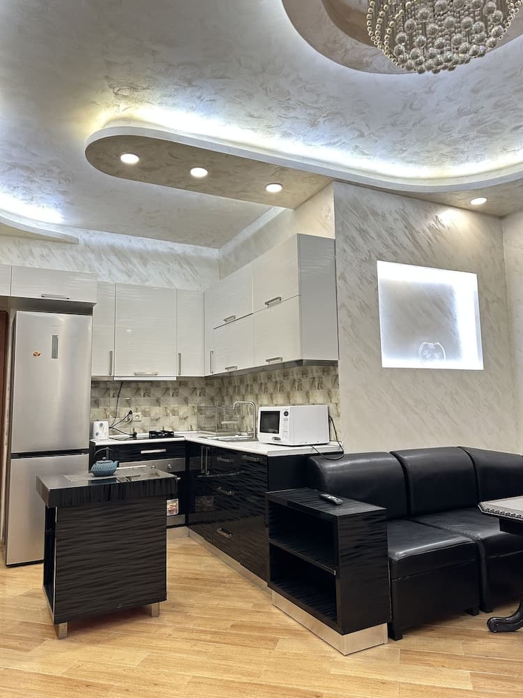 3 room apartment on Baghramyan