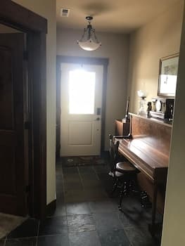 Inn on Bigfork Bay Townhouse on Bigfork Bay