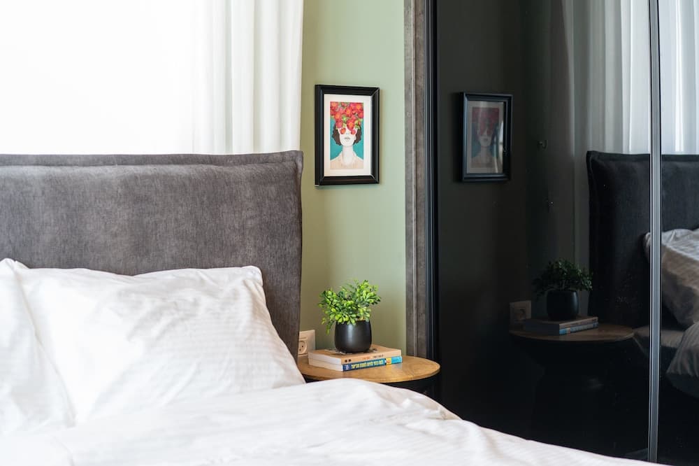 Sunny Haven Sea View Escape by Sea N Rent