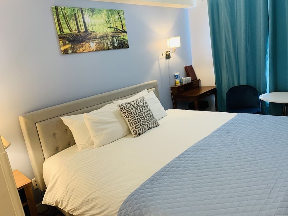 A Small Hotel Room for Mountain Lovers