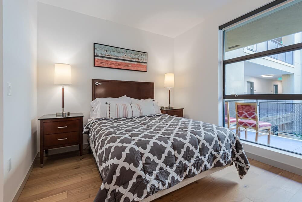 Gorgeous Hollywood Living - 1 Bedroom