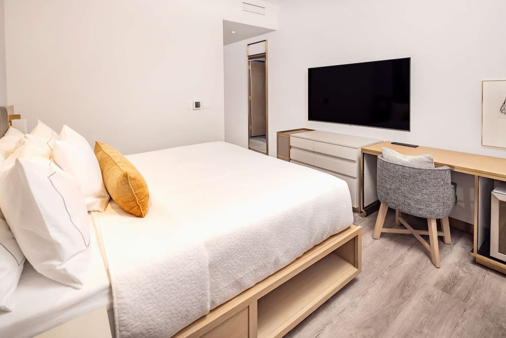 Hilton Club The Central at 5th New York