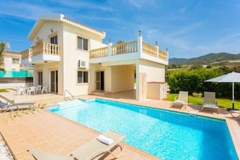 Villa Rose Large Private Pool Walk to Beach Sea Views A C Wifi - 2184