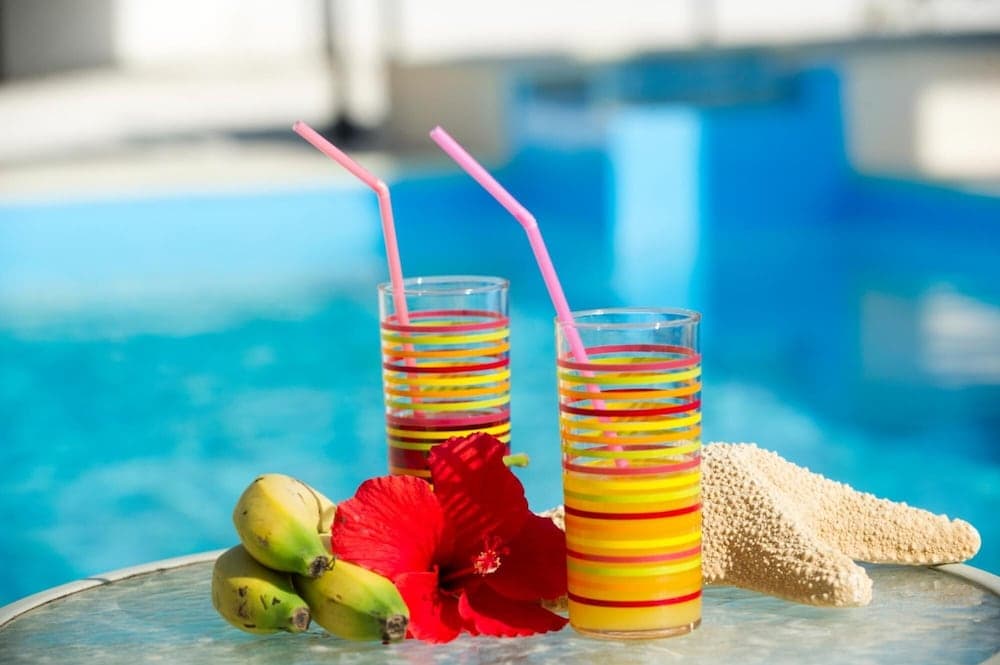 Villa Thalassa Large Private Pool Walk to Beach A C Wifi Car Not Required - 2346