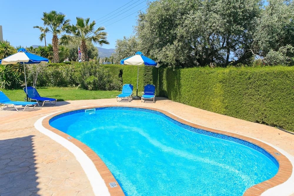 Villa Fostira Large Private Pool Walk to Beach A C Wifi Eco-friendly - 2402