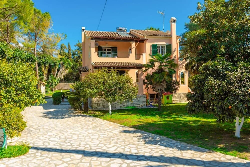 Villa Durrell Large Private Pool Walk to Beach A C Wifi - 2927