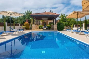 Villa Kalizoni Large Private Pool Walk to Beach A C Wifi - 3036