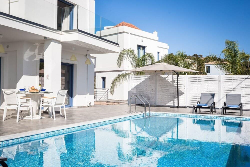 Villa Starfish Large Private Pool Walk to Beach Sea Views A C Wifi Eco-friendly - 2638