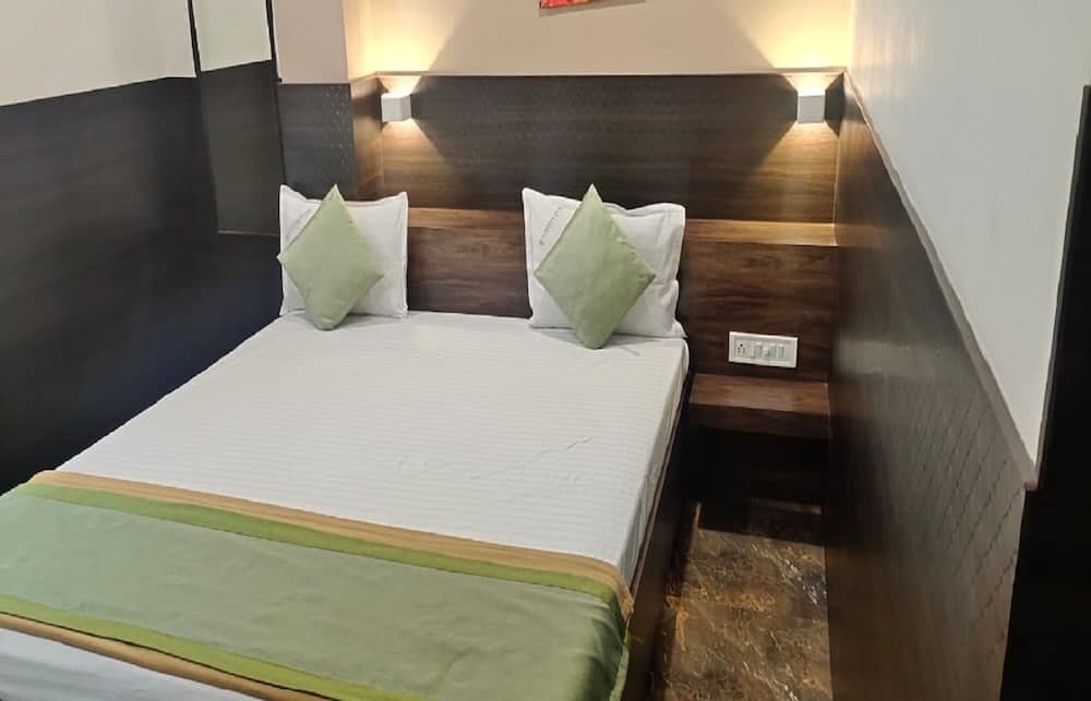 Hotel Grand Gaayatris