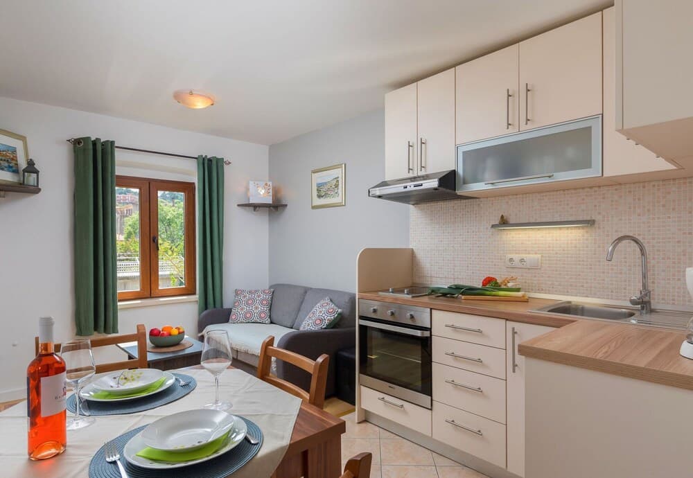 Apartment Ana On Island Hvar