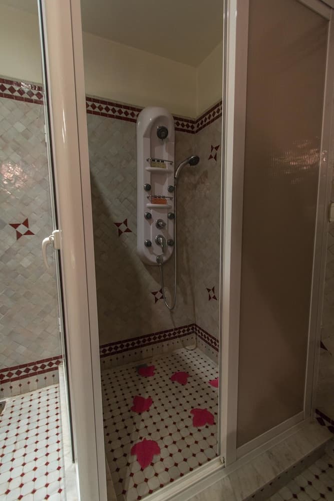 Quadruple or Family Room Sofia