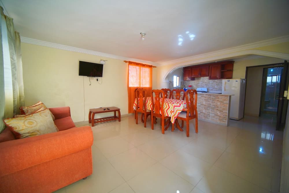 2 Bedroom 2 Bathroom Apartment, Gated Parking, Ole Las Americas - Aeropuerto