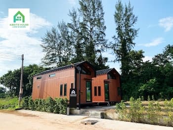 2 Tiny Houses on Koh Lanta Only 2 Minutes Walk to the Beach