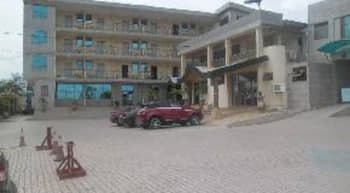 Luxurious Sunset Hotel in Kumasi