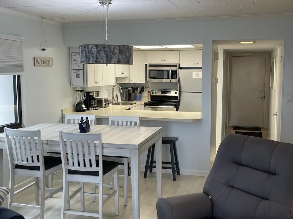 Ocean Hideaway 111 2 Bedroom Condo by RedAwning