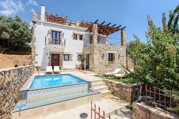 Minos Country Living Apartments