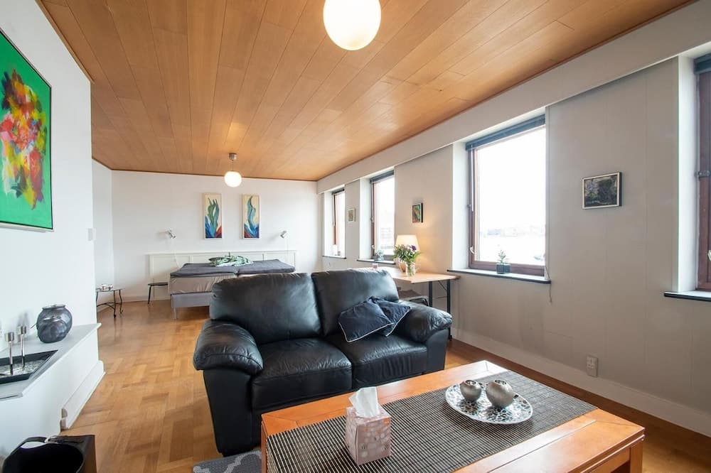 Grannys Harbour View