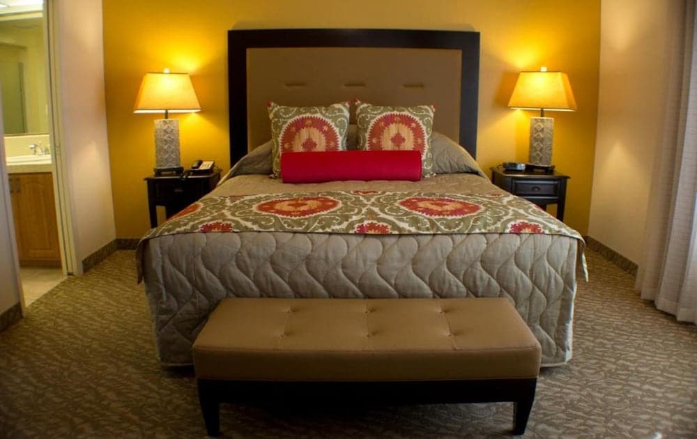 Scottsdale Camelback Resort VRHost