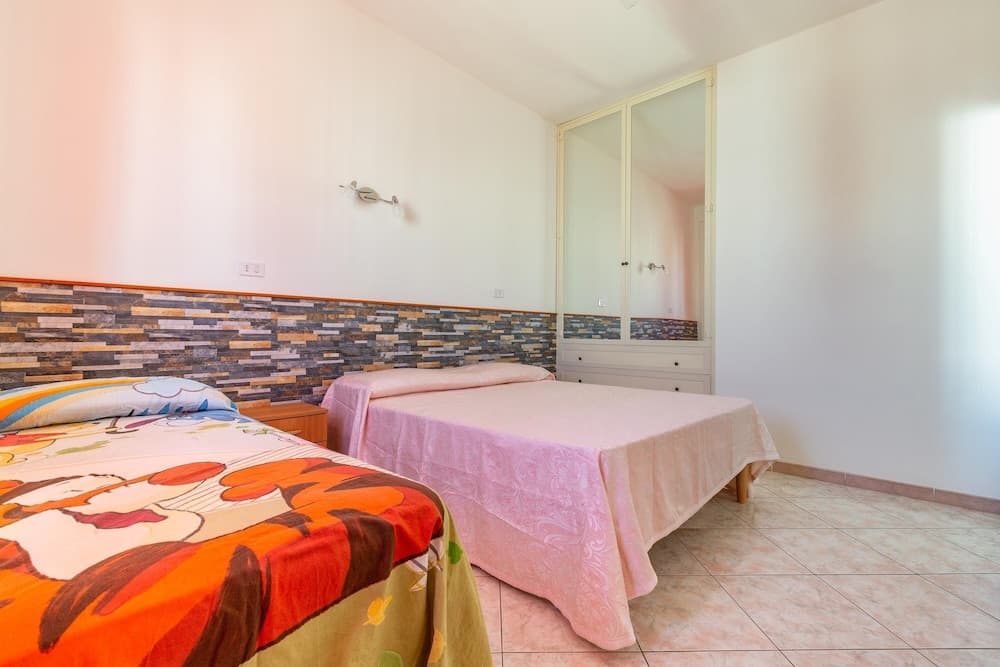 1930 Residence La Primula