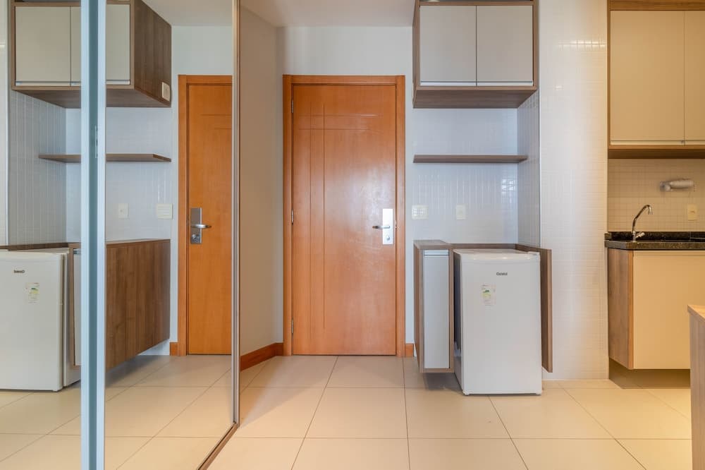 CA01 Flat 500m from Salvador Shopping